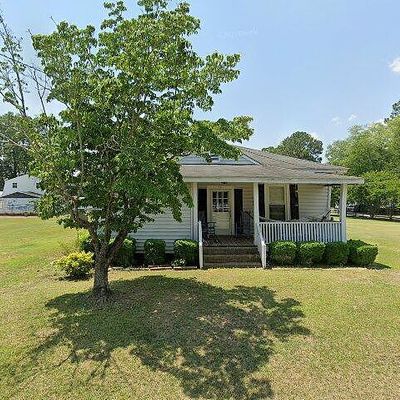 411 Steele St, Mount Olive, NC 28365