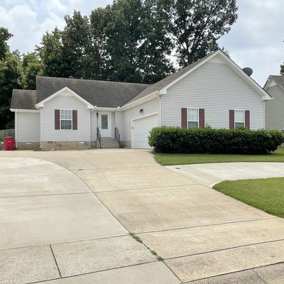 419 Athena Dr, Clarksville, TN 37042