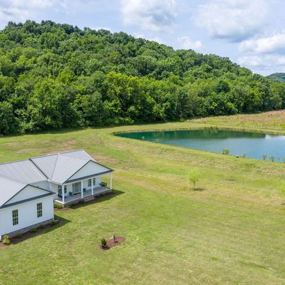 4235 Hampshire Pike, Hampshire, TN 38461