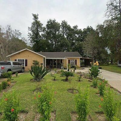 4275 Chaison St, Beaumont, TX 77705