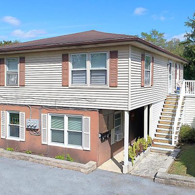 533 Rife St, Chambersburg, PA 17201