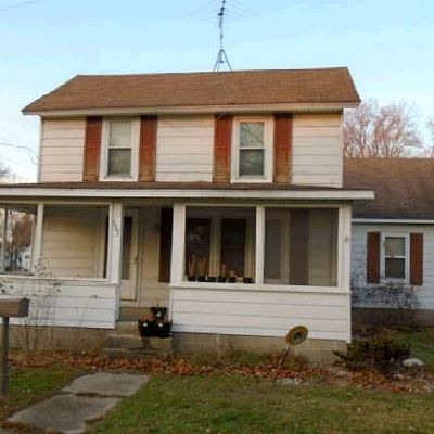 537 W Clinton St, Hastings, MI 49058