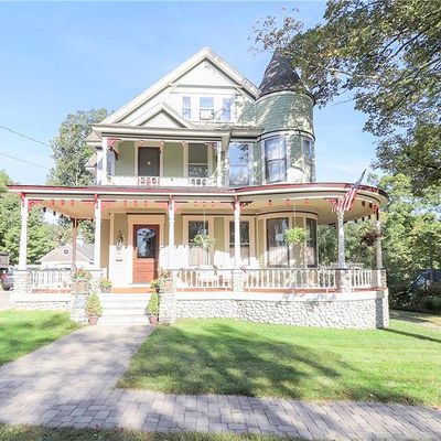 55 S Main St, New Milford, CT 06776