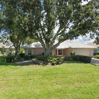 553 Rotonda Cir, Rotonda West, FL 33947