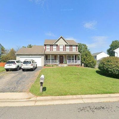 5740 Rhode Island Dr, Woodbridge, VA 22193