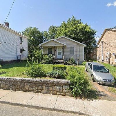 586 Hawkins St, Harrisonburg, VA 22801