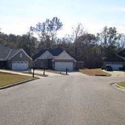 5900 Sanrock Terrace Dr, Montgomery, AL 36116