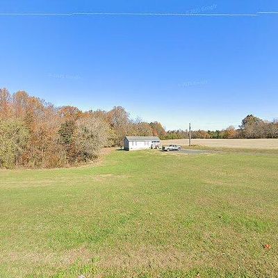 5904 Newland Rd, Warsaw, VA 22572