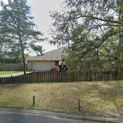 598 Emerald Ln, Fort Walton Beach, FL 32547