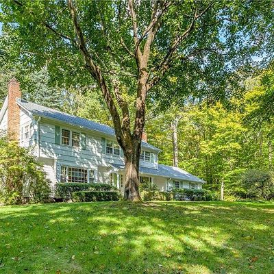 60 Evergreen Rd, New Canaan, CT 06840
