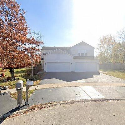 600 Wedgewood Cir, Lake In The Hills, IL 60156
