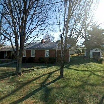 603 Elm St, Philadelphia, TN 37846