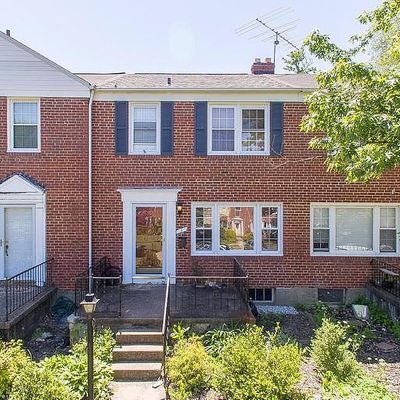 5 Winthrop Ct, Towson, MD 21204