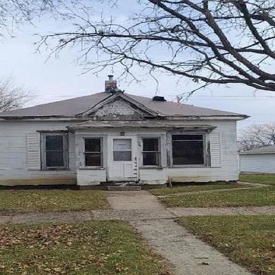 506 Broad St, Reinbeck, IA 50669