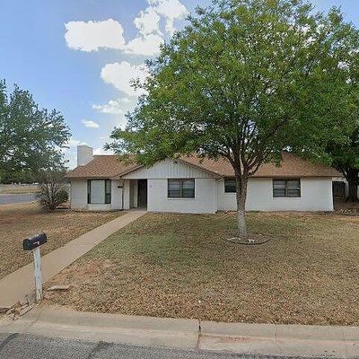 5218 Green Valley Trl, San Angelo, TX 76904