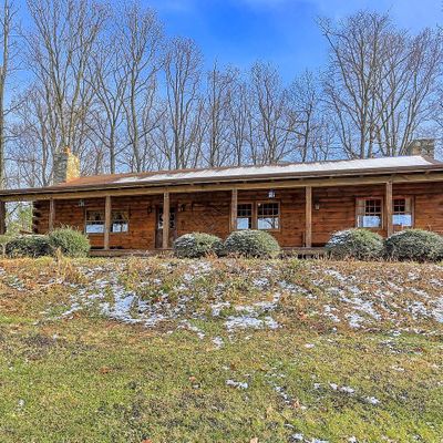 5240 Snyder Mill Rd, Spring Grove, PA 17362