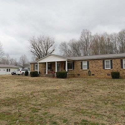 680 Oak Grove Rd, Goodspring, TN 38460