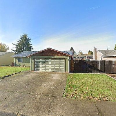 685 Greencrest St Ne, Salem, OR 97301