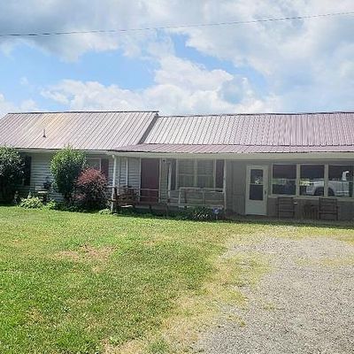 701 Lincoln Rd, Galax, VA 24333