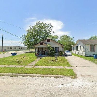 701 N Filmore St, Beeville, TX 78102