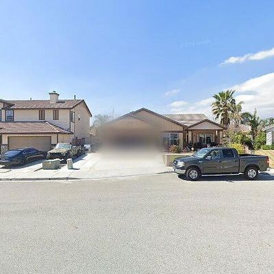 7042 Emily St, Fontana, CA 92336