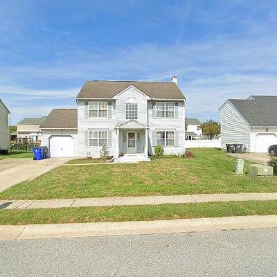 708 Staghorn Dr, New Castle, DE 19720