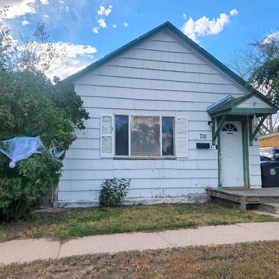 716 Russell Ave, Cheyenne, WY 82007