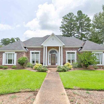 720 Port Pl, Brandon, MS 39047