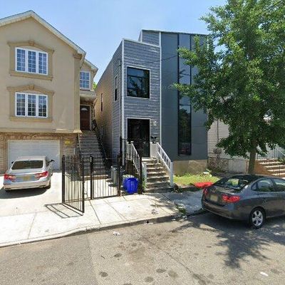 730 S 12 Th St, Newark, NJ 07103