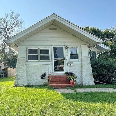 731 Boyd St, Des Moines, IA 50316