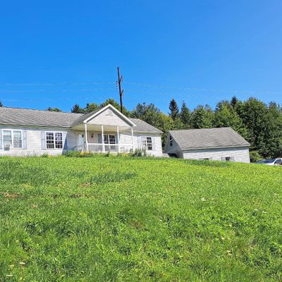 74 Porter Dr, Clifford Township, PA 18421