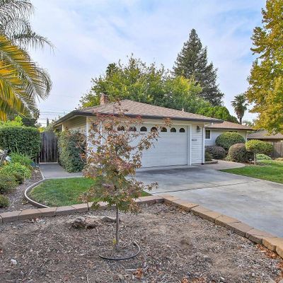 6064 Woodhaven Ave, Carmichael, CA 95608