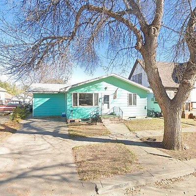 607 E Towne St, Glendive, MT 59330