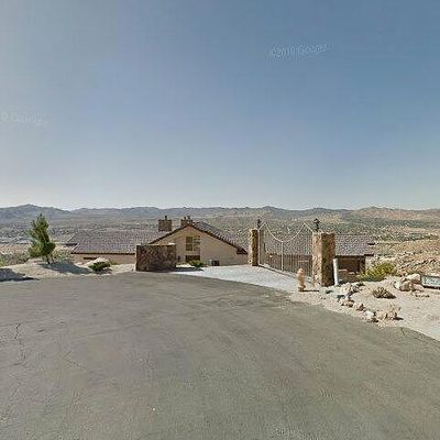 6098 Concho Way, Yucca Valley, CA 92284