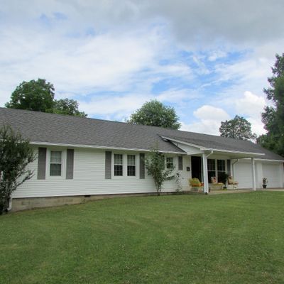 610 S Locust Ave, Lawrenceburg, TN 38464