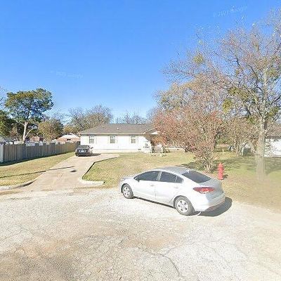 613 N Hansbarger St, Fort Worth, TX 76140