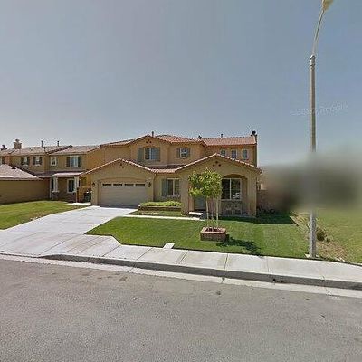 6136 Starview Dr, Lancaster, CA 93536
