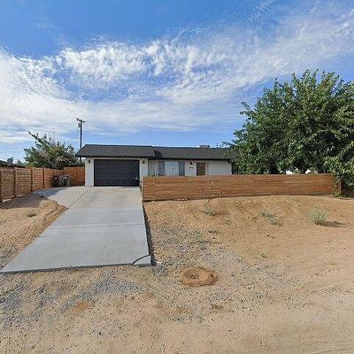 61593 Granada Dr, Joshua Tree, CA 92252