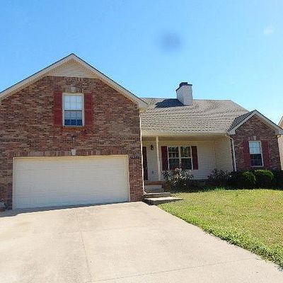 617 Deer Ridge Dr, Clarksville, TN 37042