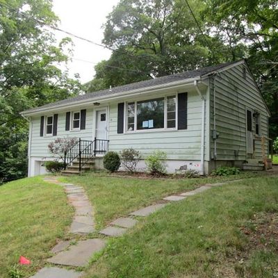 64 Forest St, Hamden, CT 06518