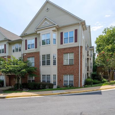 6495 Tayack Pl #203, Alexandria, VA 22312