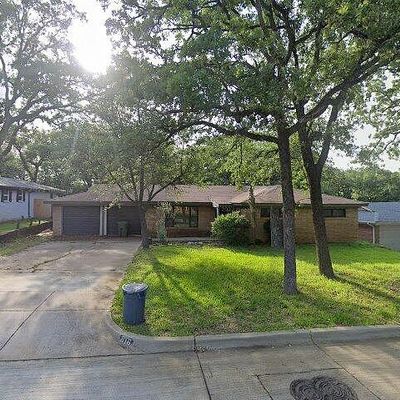 816 Patti Dr, Bedford, TX 76022