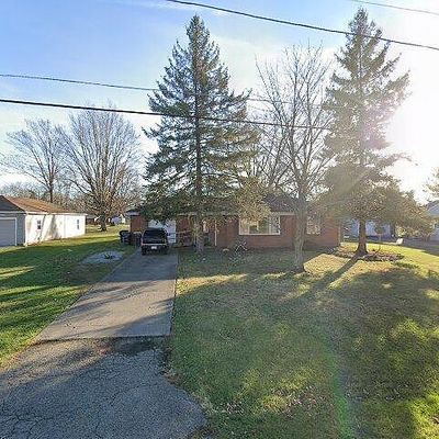 823 Hawthorne Ave, Anderson, IN 46011