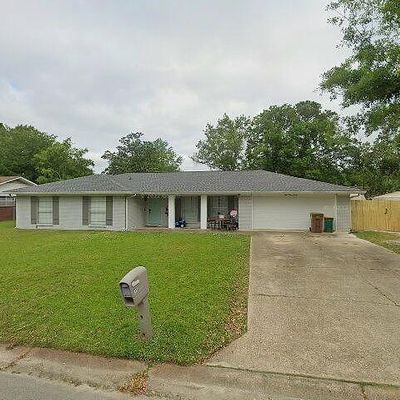 837 Bilglade Dr, Biloxi, MS 39532