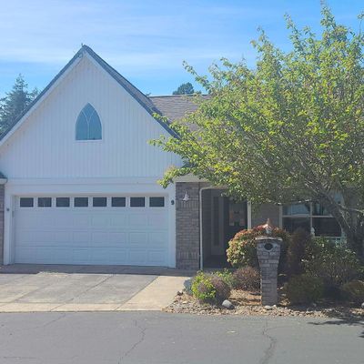 9 Waterford Downs, Florence, OR 97439