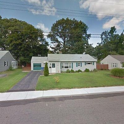 91 Green Manor Rd, Manchester, CT 06042