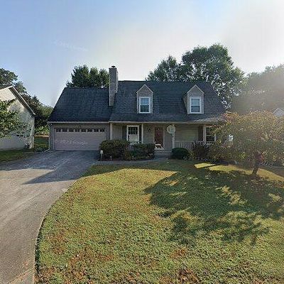 7536 Holly Crest Ln, Knoxville, TN 37938