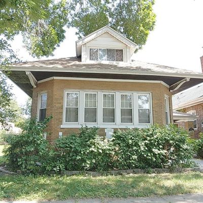 7555 S Ridgeland Ave, Chicago, IL 60649