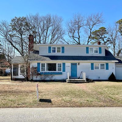 78 Woodhaven Rd, Toms River, NJ 08753