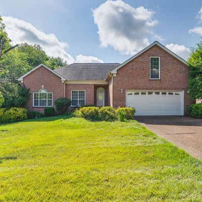 7936 Amber Hills Ln, Nashville, TN 37221